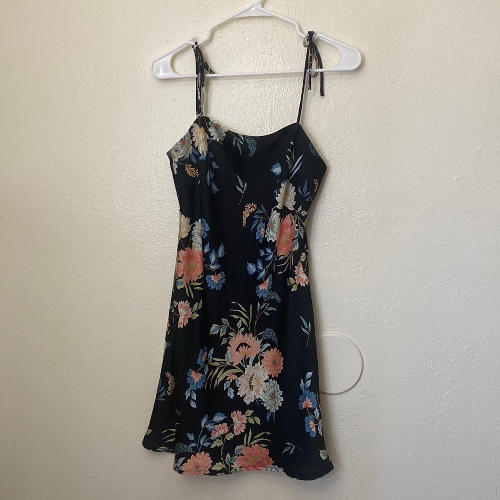 Oh Polly Black Floral Silky Mini Slip Dress Shoulder Ties 6 Strappy Minidress - Picture 2 of 10